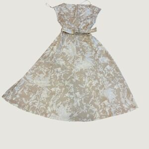 Calvin Klein Dress Floral Belted A-Line V-Neck Midi Beige Cream Vietnam